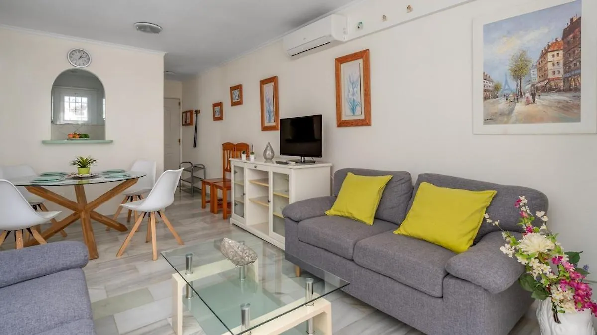 Apartment Ferienwohnung Cozy Seaview Getaway Fuengirola
