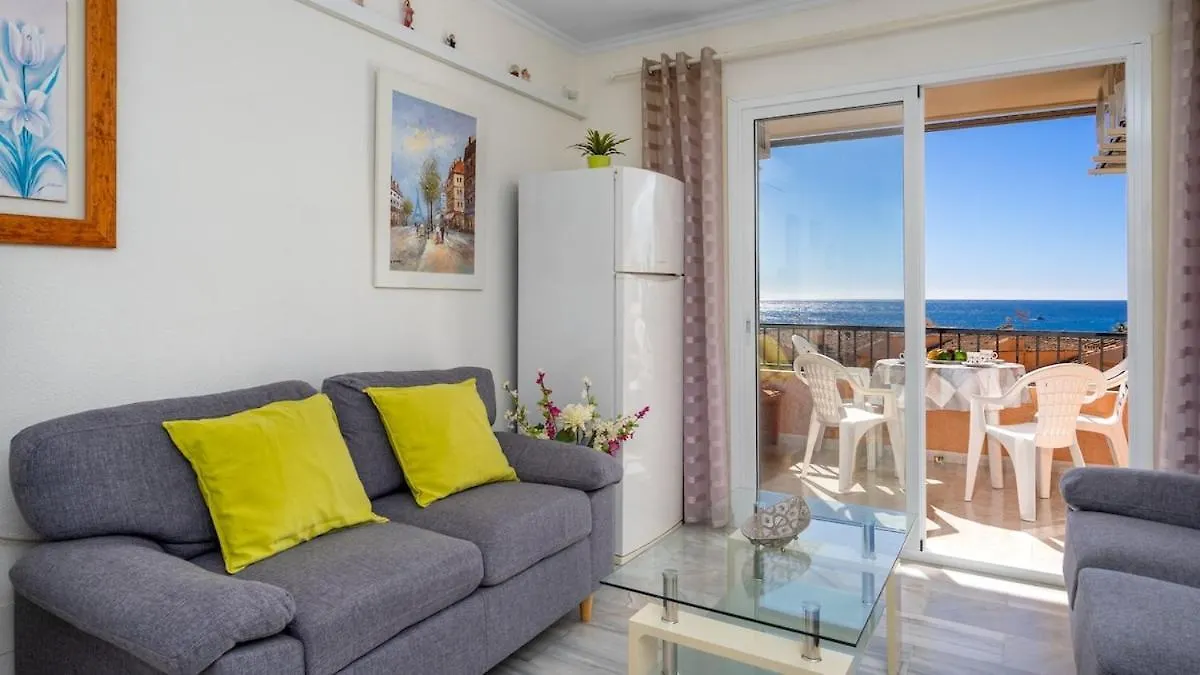 Cozy Seaview Getaway Apartment Fuengirola